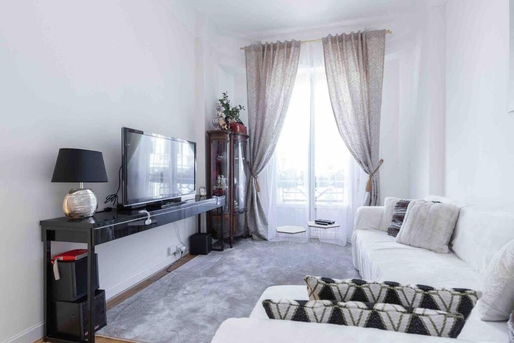 Nice Сentre 3 Pieces 80M2 Ac Luaran gambar